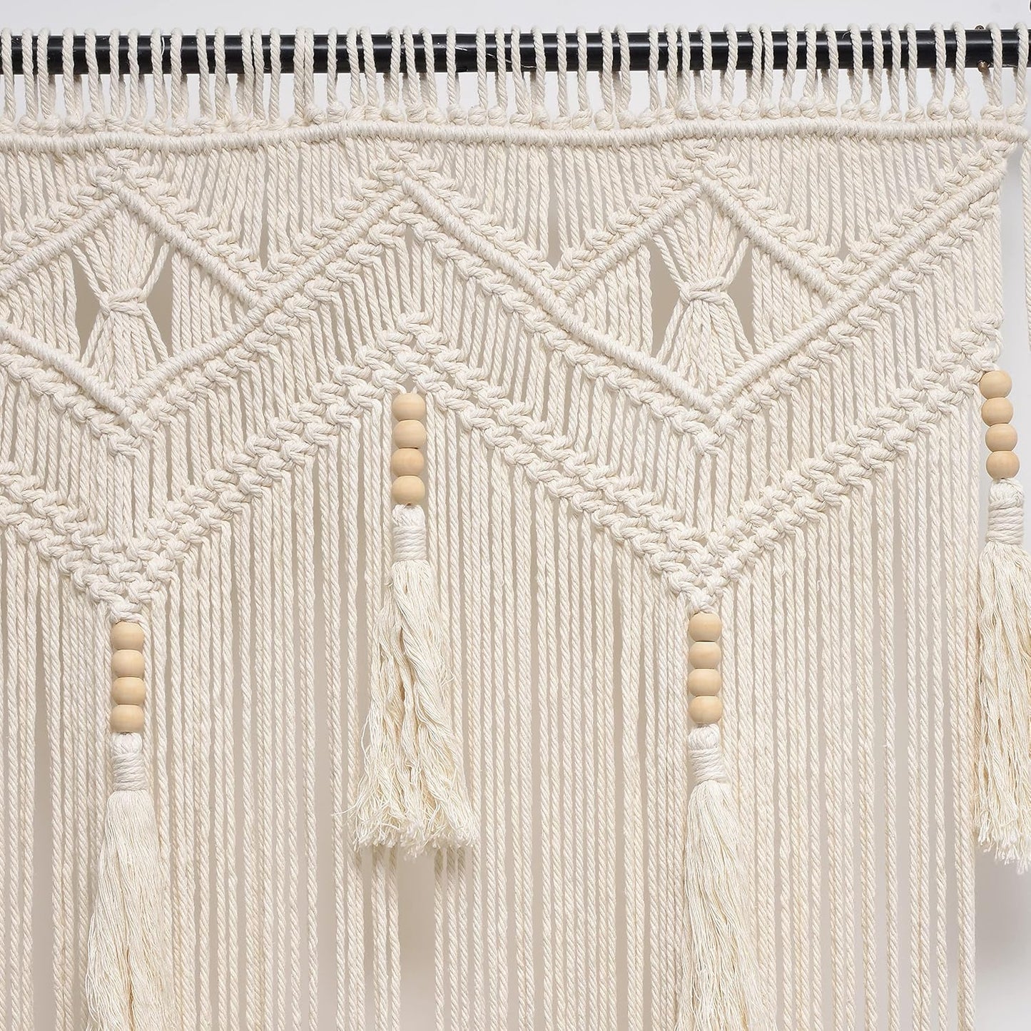 LIMITLZ™ Boho Macrame Curtain Close-Up, Handwoven Knot Pattern, Natural Cotton Rope