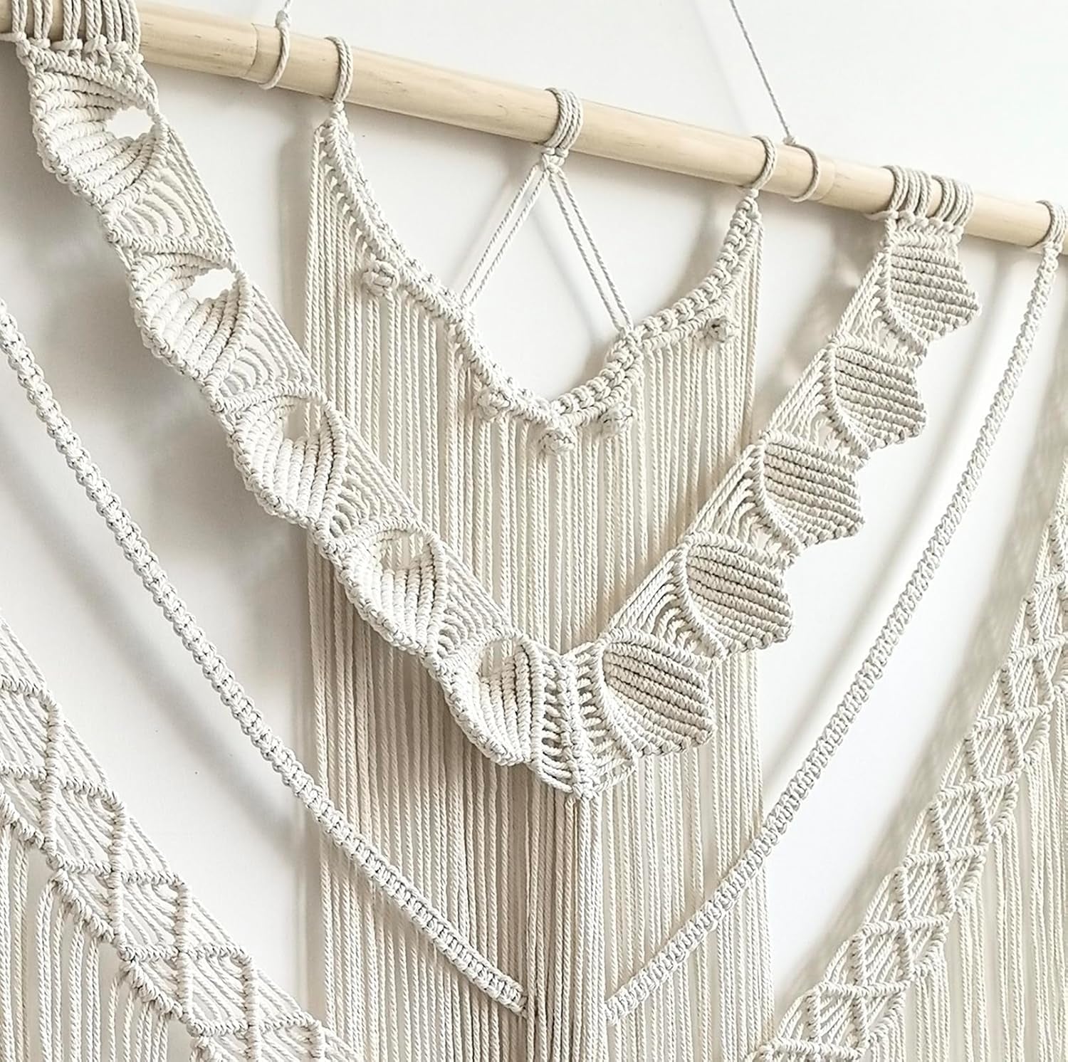 LIMITLZ™ Large Macrame Wall Hanging, Shells Style, Bedroom Headboard Coastal Wall Art